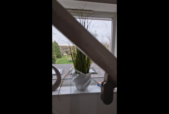 2 Double rooms in spacious modern home Main Photo