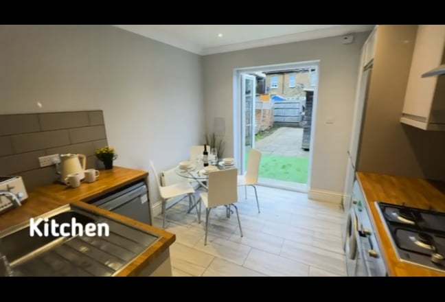 New Doubles in a Gorgeous Shared House!✨ Main Photo