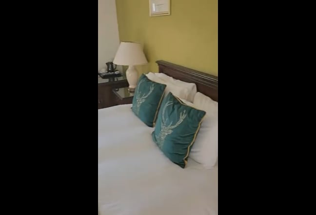 Beautiful Georgian Garden Apartment Main Photo