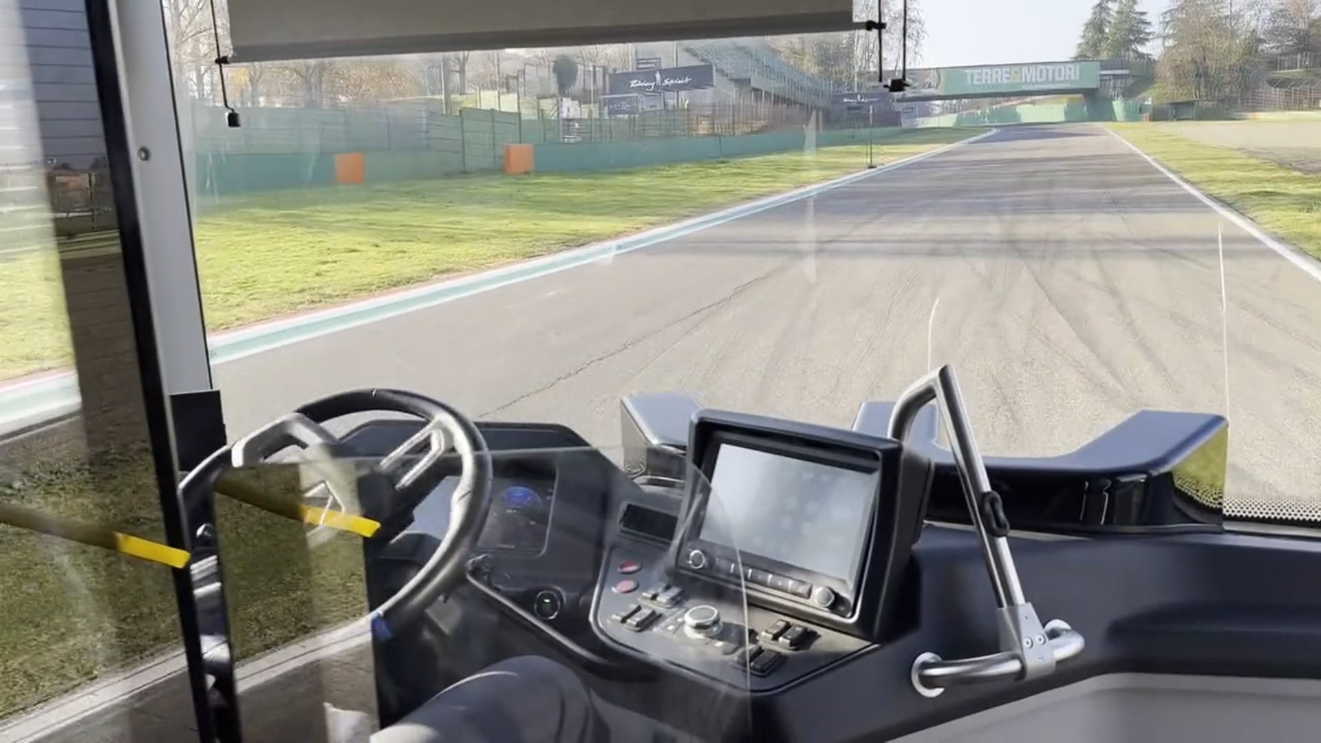 Bus guida in modo autonomo, la sperimentazione a Imola