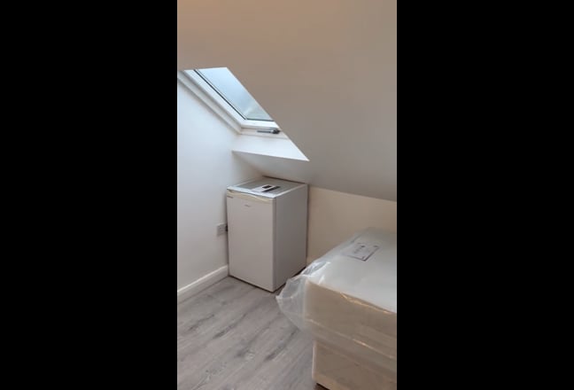 Studio available in Walthamstow (for 1 person) Main Photo