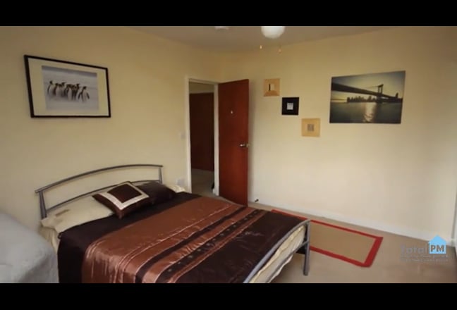 Large Double Room Available in Dudley Main Photo