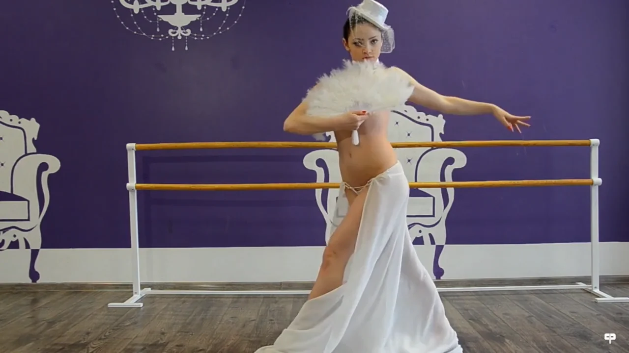 Manye in White (The Ambient Mood Mix) (NSFW)