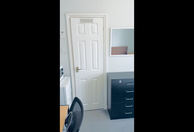 Modern Double Ensuite Room📍RG1 Prime Town📍 Main Photo