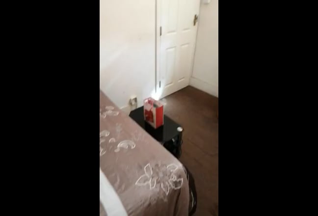 Nice house very close to uni and shops and railway Main Photo