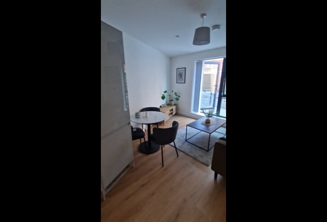 Double En Suite Room – Jewellery Quarter Main Photo