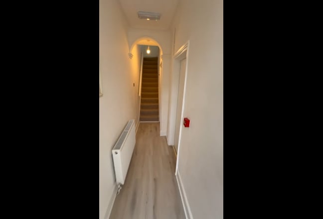 5 Bedroom house to let close to hospital and town Main Photo