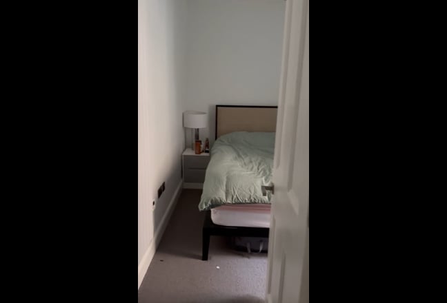 Room in Incredible Townhouse Main Photo