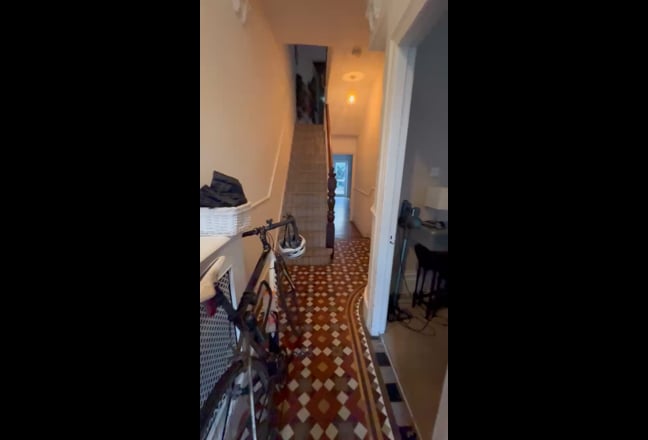 Double Room In Modern SW11 House - 5 min from CJ Main Photo