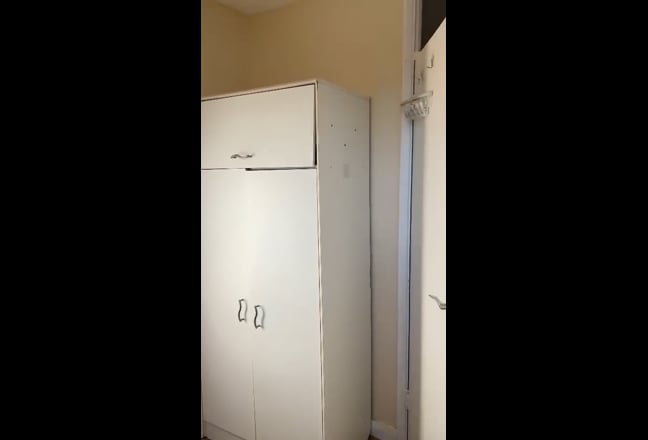 Small single room to rent Main Photo