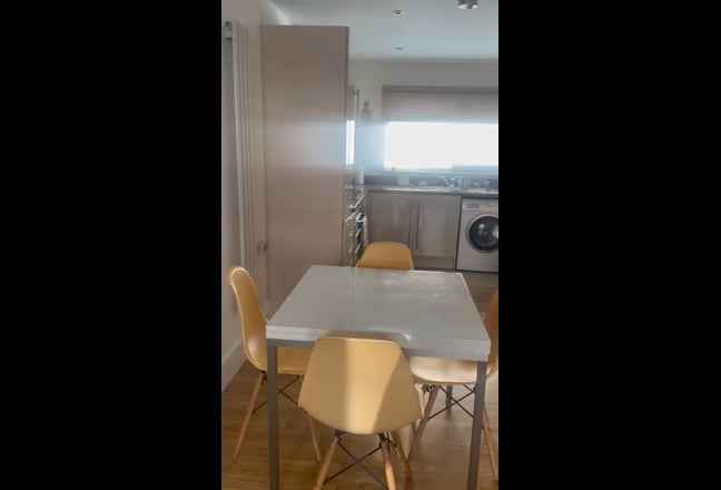 Furnished flat in Nine Elms (all bills included) Main Photo