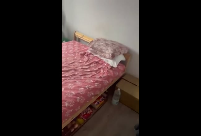 Double bedroom in erith near by railway station  Main Photo