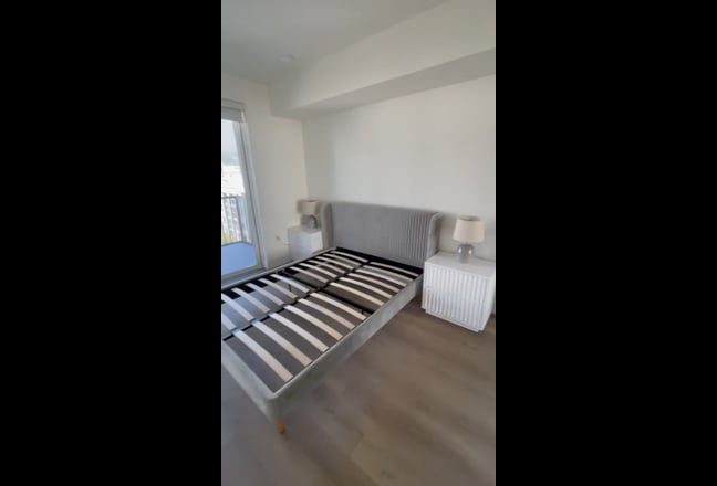 Brand-New Private Bedrooms in Hollywood Main Photo