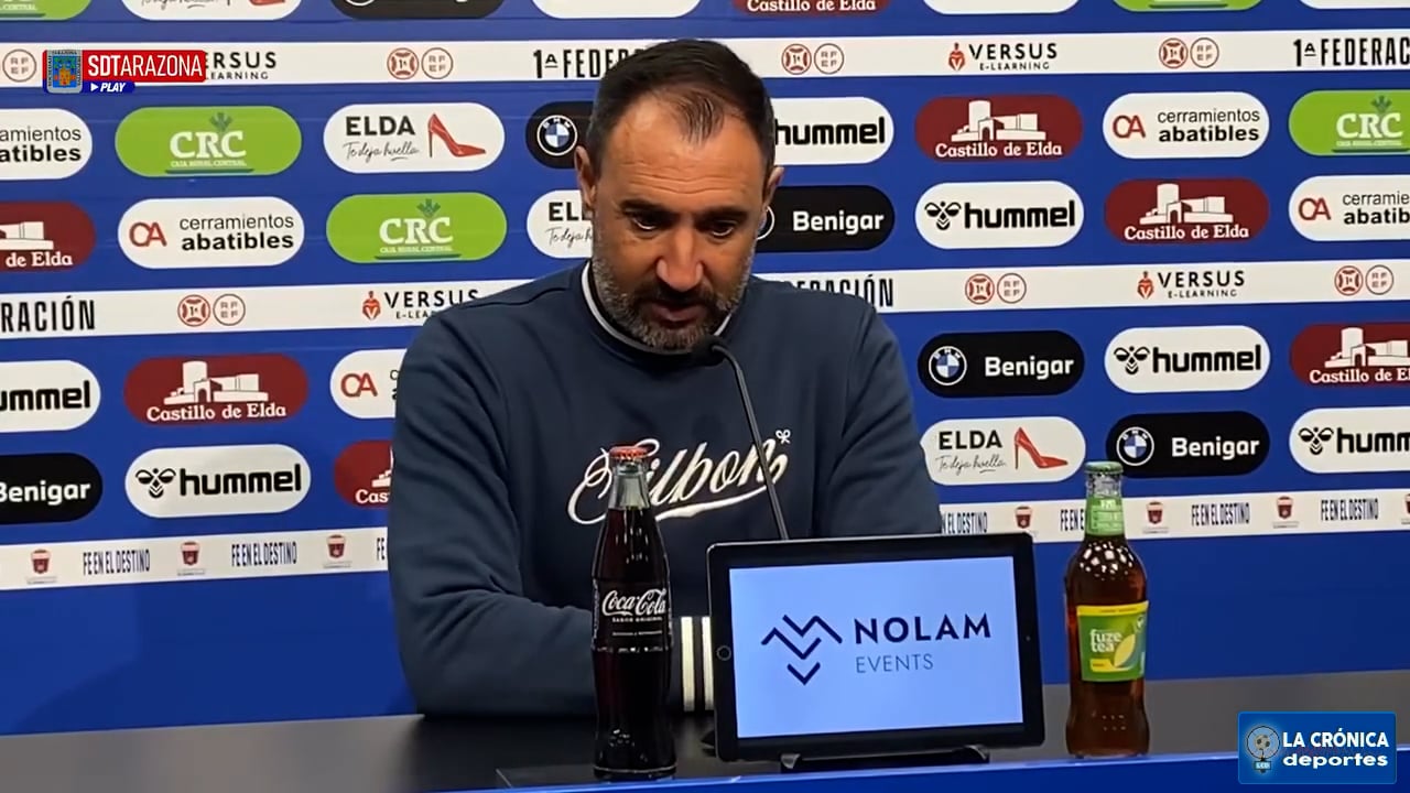 JUANMA BARRERO (Entrenador Tarazona) CD Eldense 1-0 SD Tarazona / J16 - 1ª RFEF G2 / Fuente: SD Tarazona 