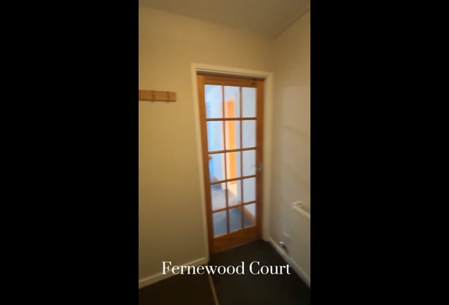 Furnished Single Room in Roundhay Main Photo