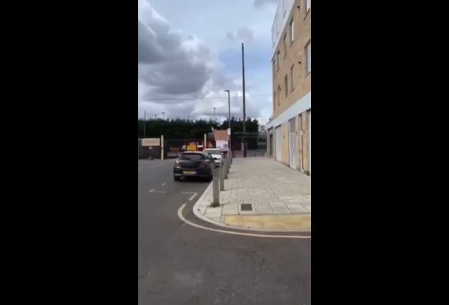 Large Battersea Room Available Immediately  Main Photo