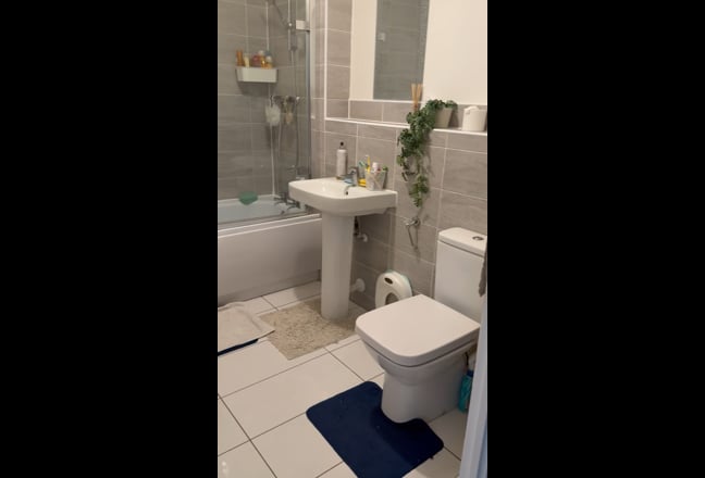 Double Room Available for Female Proffesional Main Photo