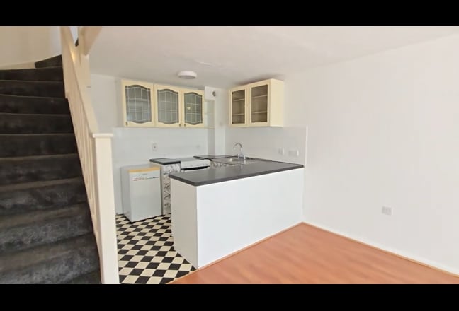 A charming and well-presented one-bedroom house  Main Photo