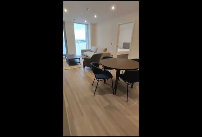 2 Bed Apartment Available in New Vic Main Photo