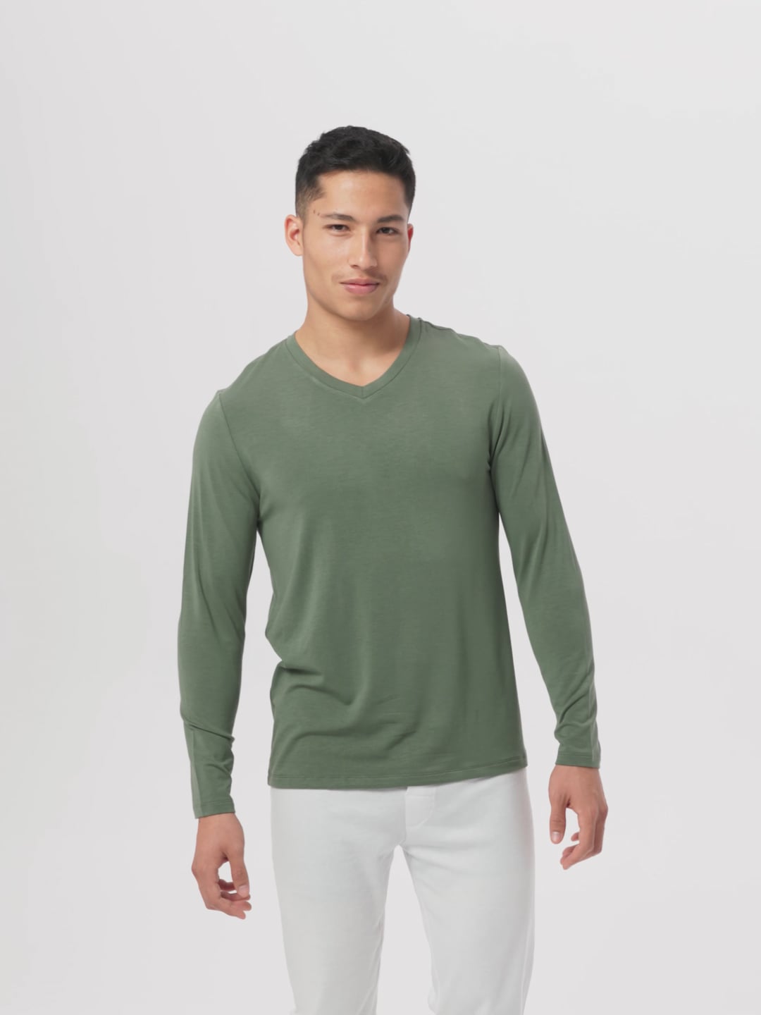 חולצה תרמית צווארון וי - SLIM FIT