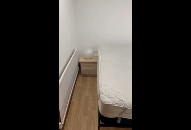 One Double Room to Rent Main Photo