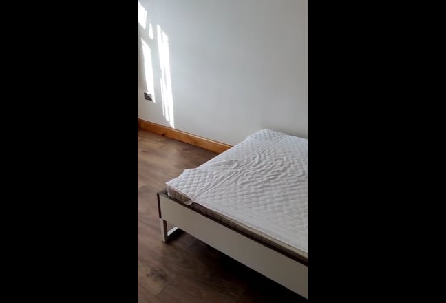  Furnished rooms in Stratford,  Main Photo