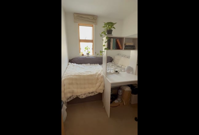 Video 1: Bedroom 4: £875 - available January 27th