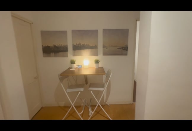 Oval tube 5min walk large room friendly flat share Main Photo