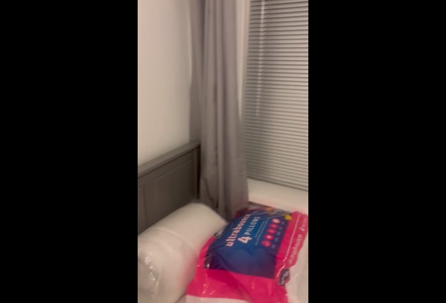 Single room to let professionals only Main Photo