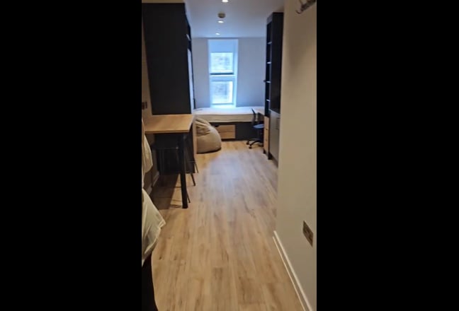 Private Student Accommodation Studio En-Suite Main Photo