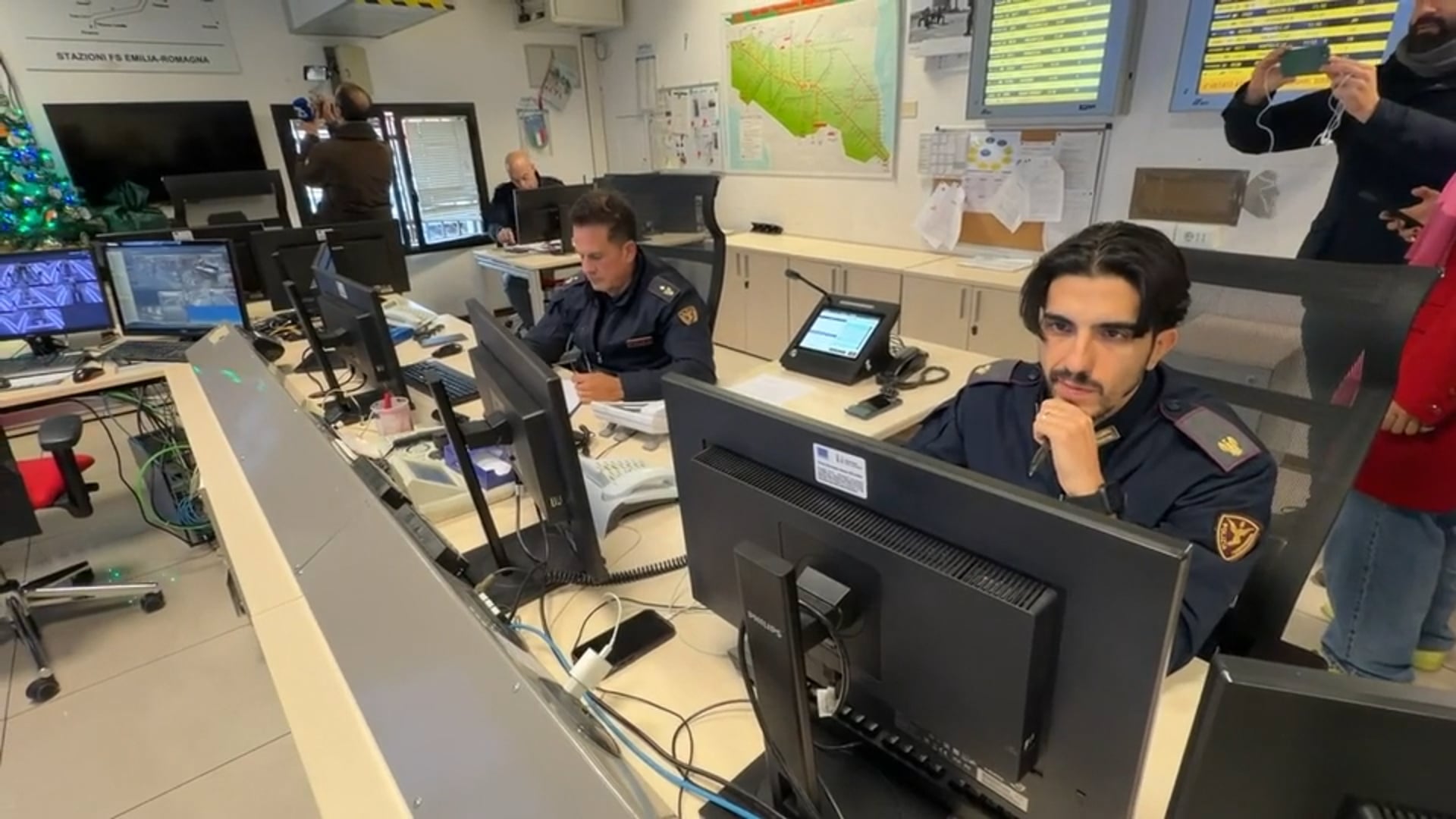 Pericoli sui treni: da ora si può contattare la polizia tramite YouPol