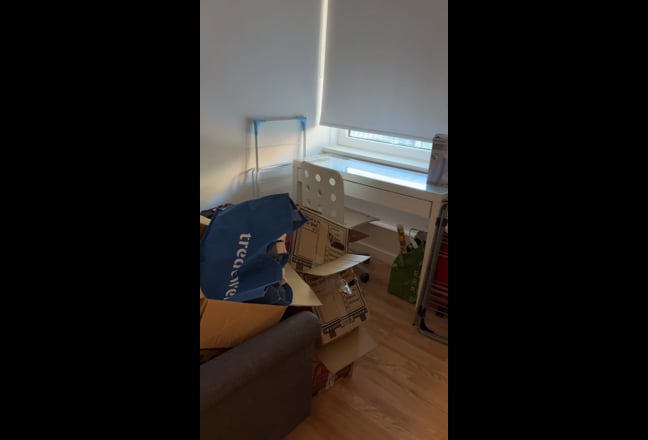 Lovely double room close to London Bridge  Main Photo