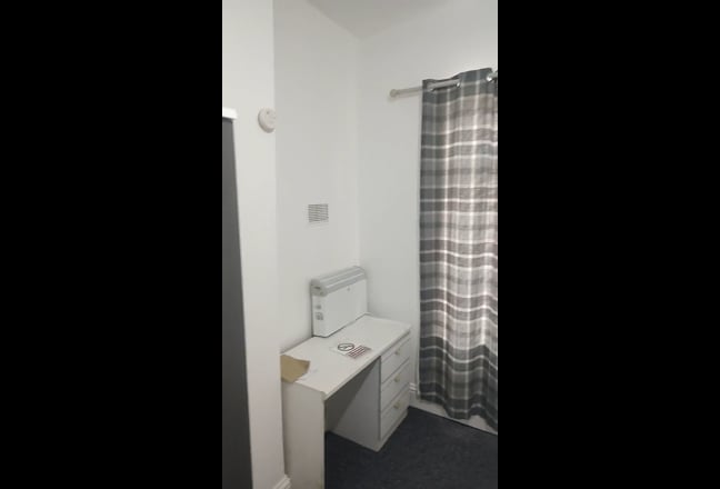 Studio flat for rent  Main Photo