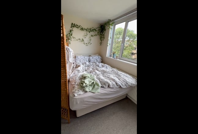 Video 1: Bedroom 3: £1025 - available January 23rd.