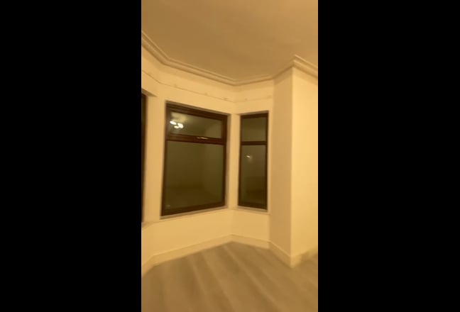 4 bedroom semi-detached house to rent Main Photo