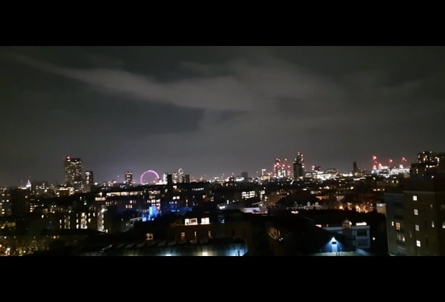 Modern Room in Spacious Flat (Bills Included) Main Photo