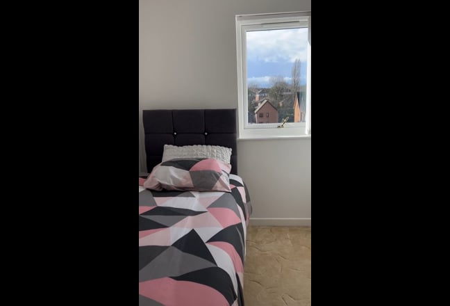 Cosy Blight Single Room Available. Main Photo