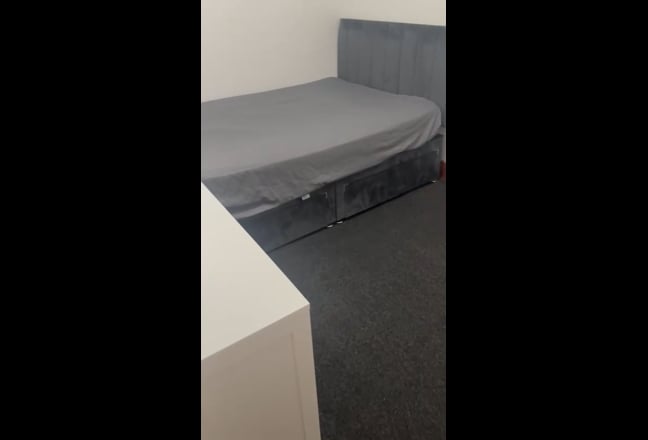 Beautiful Quiet Double Room  Main Photo