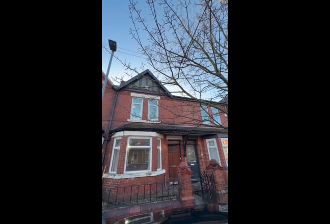 Room(s) Available in Newly Renoved House Main Photo