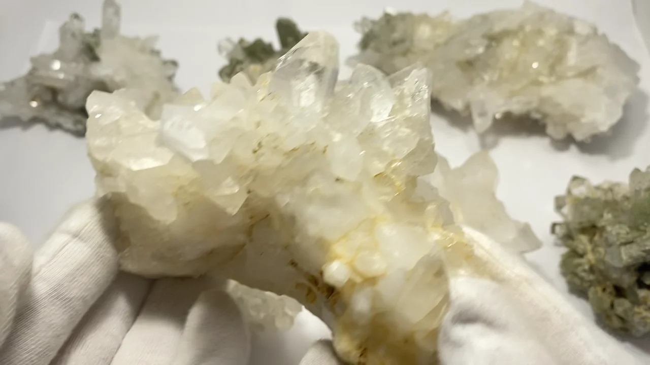 動画】【1点もの】ヒマラヤガーデンクォーツ クラスター 7個セット NO