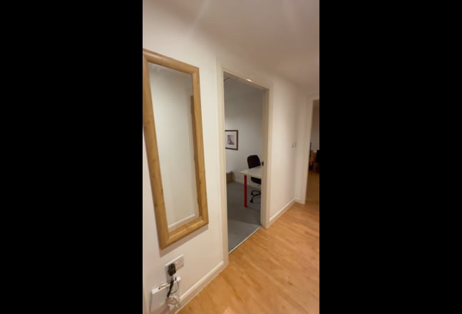 Double Room - own bathroom, All bills included  Main Photo