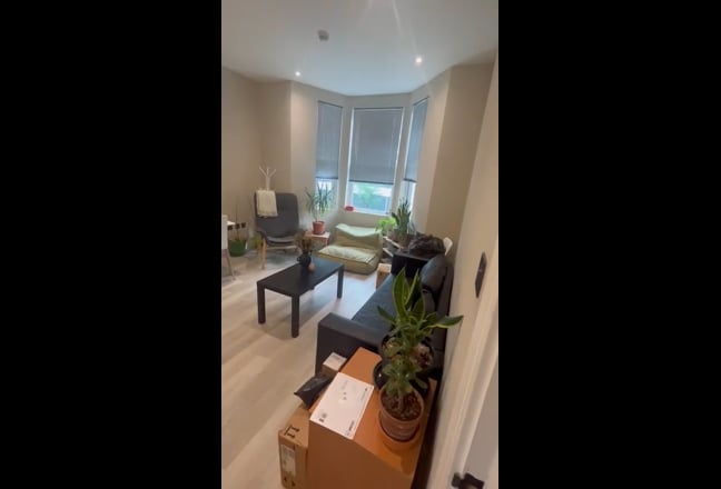 Modern Double Room in Elephant & Castle  Main Photo