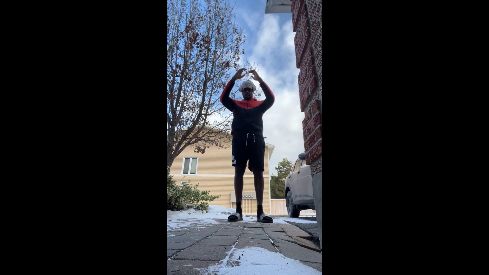 Watch eber  doyle's Vertical Jump: 26.5 inches