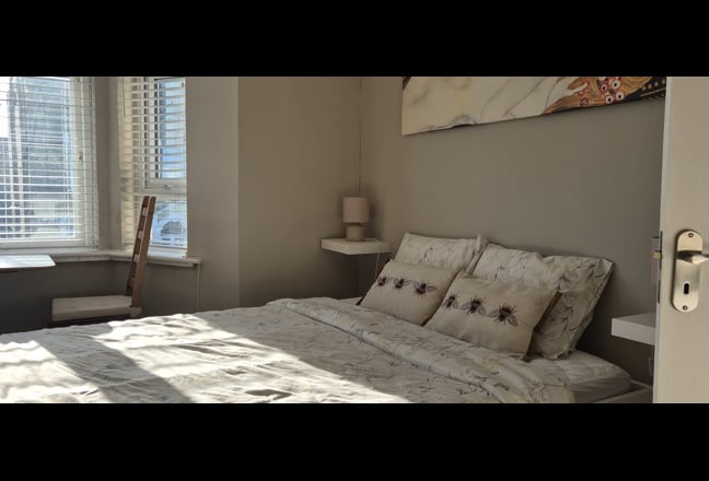 Large and Bright Double Bedroom Main Photo