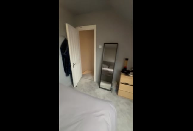 Self-contained flat, West Ealing Main Photo