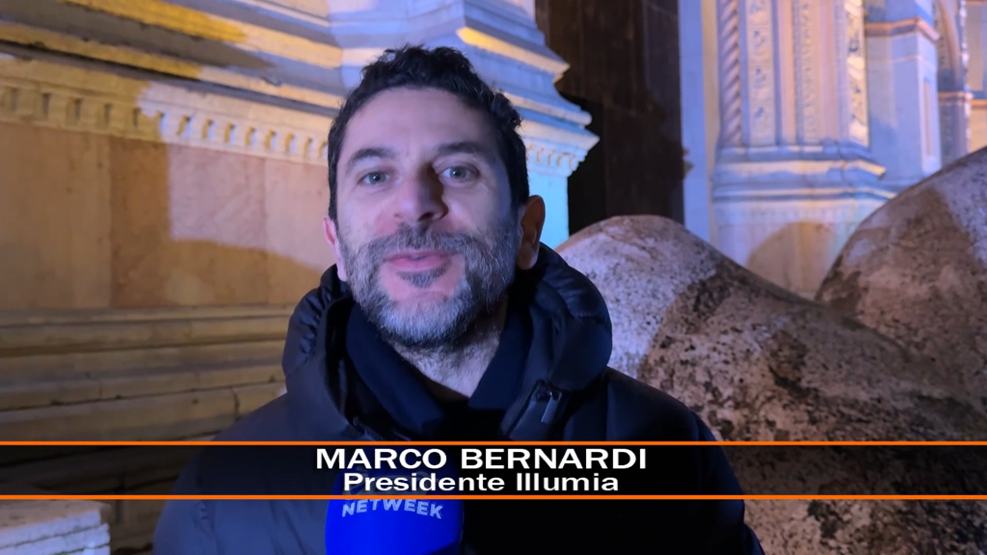 Ritorno al neolitico: i megaliti della discordia ora brillano di luce propria