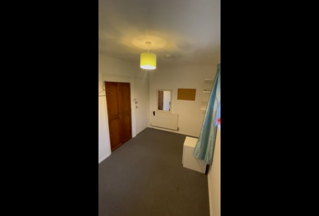 Large Double Room – Furnished or Unfurnished  Main Photo