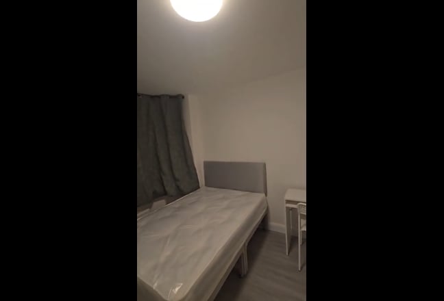 Double Bed Ensuites - No Deposit, Newly Refurbish Main Photo