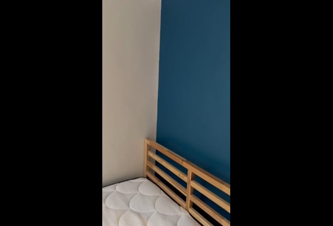 Modern Large Riverside Canary Wharf Rooms. Main Photo