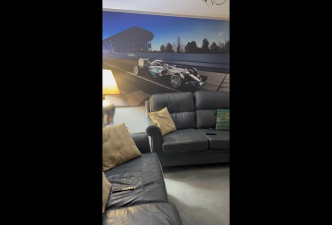 Double Room in Four Bed House Main Photo